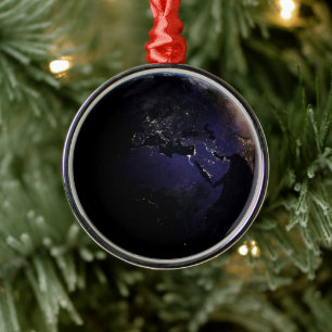 Ornement En Métal Terre Pleine Montrant Les Lumières De La Ville D'E