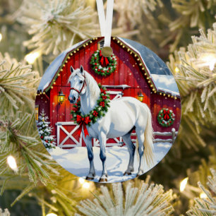 Ornement En Métal Un Cheval Blanc Festif et une Grange d'hiver Noël