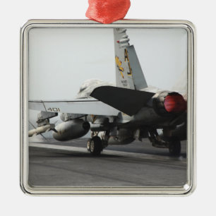 Ornement En Métal Un frelon de F/A-18C lance du poste de pilotage 2