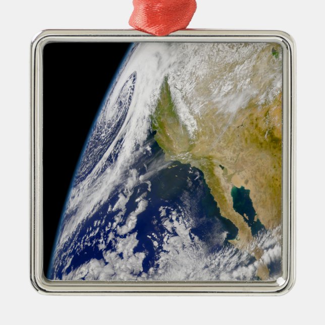 Ornement En Métal Un système de basse pression massif (Devant)