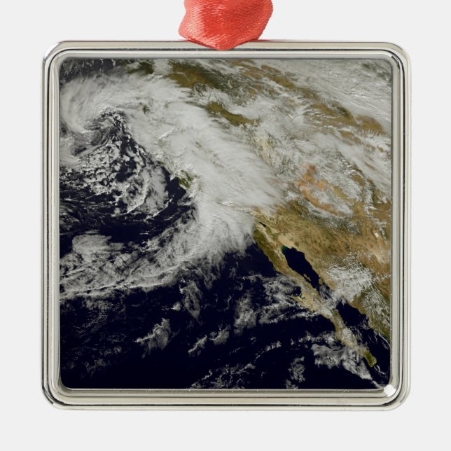 Ornement En Métal Une série de fortes tempêtes avec des vents violen (Devant)