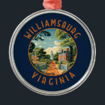 Ornement En Métal Williamsburg Virginia Retro Cercle en détresse<br><div class="desc">Williamsburg design de voyage vectoriel rétro. Williamsburg,  une ville de l'état de Virginie aux États-Unis,  a été la capitale de la colonie de Virginie de 1699 à 1780 et a joué un rôle important dans la Révolution américaine.</div>