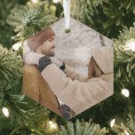 Ornement En Verre Cadeau photo personnalisé<br><div class="desc">Ajoutez votre propre photo à cet ornement personnalisable.. idéal pour Noël ou tout autre événement / occasion .. personnalisée pour répondre à vos besoins .. ornements suspendus de Ricaso REMARQUE SOYEZ PRUDENT DE PLACEMENT DE PHOTO ÉVITEZ TOUS LES DÉTAILS IMPORTANTS ÊTRE SUR LE TROU DANS L'ORNAMENT - POUR VÉRIFIER CLIQUER...</div>