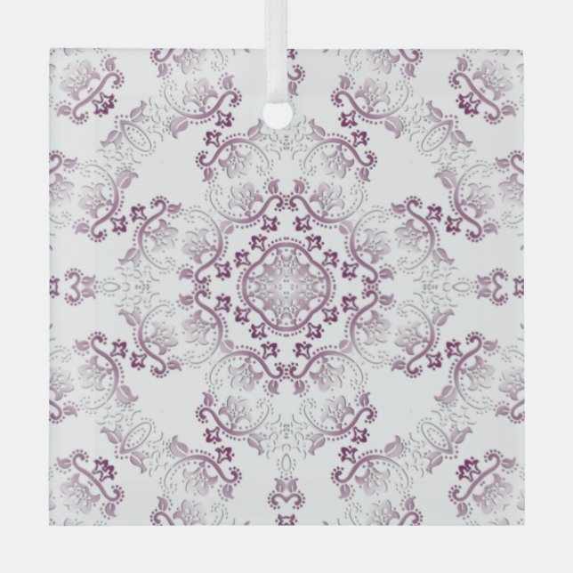 Ornement en verre de Pompadour pourpre (Recto)