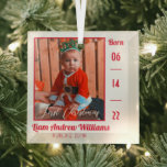 Ornement En Verre Élégant premier Noël bébé natalité Statistiques Ph<br><div class="desc">Chiffres de naissance simples, propres et minimes pour le premier Noël du bébé. Avec un script rouge élégant et chic. Un nouveau-né délicat détails ornement pour taille le moment de votre bébé premier Noël et le garder pour toujours. Modifiez les statistiques de naissance et la date de naissance, ainsi que...</div>