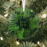Ornement En Verre Geek de la carte de circuit électronique Nerd PCB<br><div class="desc">PCB Circuit Board cadeaux pour les geeks ou cadeaux pour les nerds. En voici un pour l'Ordinateur Nerd ou Geek en chacun de nous. Geek Sortez votre Nerd avec cette carte circuit électronique PCB. Il s'agit d'une image de fond d'une carte de circuit imprimé ou d'une carte de circuit électronique....</div>