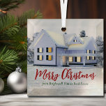 Ornement En Verre Immobilier personnalisé Business Home Realer Noël<br><div class="desc">Ce magnifique ornement de Noël immobilier personnalisé est parfait pour une entreprise immobilière située au nord. Superbe neige blanche borde les arbres et maison sur ce cadeau de vacances d'hiver. Un courtier peut garder Joyeux Noël en écriture rouge et verte ou customiser avec ses propres Joyeuses Fêtes.</div>