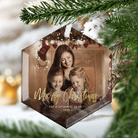 Ornement En Verre Joyeux Noël Gold Script photo de famille<br><div class="desc">Faites passer des vacances à des amis et à la famille avec ce ornement de gardien moderne. Le texte en fausse feuille d'or dit "Joyeux Noël" en élégant script d'écriture manuscrite. Remplacez l'exemple d'image par votre photo préférée, et ajoutez votre nom de famille et l'année. Un filtre dégradé noir permet...</div>