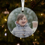 Ornement En Verre Joyeux Noël Photo de vacances<br><div class="desc">Joyeux ornement de Noël. Remplacez l'image modèle par votre propre photo de famille. Crédit photo Photographie © Storytree Studios,  Stanford,  CA.</div>