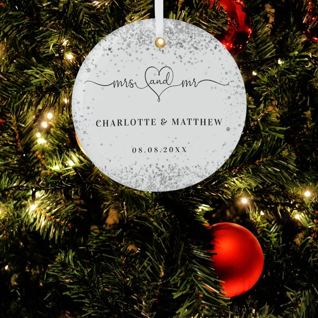 Ornement En Verre Les noms en argent blanc m mrs élégants nouveaux m (Créateur téléchargé)