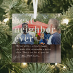 Ornement En Verre Meilleur Voisin jamais | Devis et cadeau photo<br><div class="desc">Un cadeau de Noël spécial et mémorable pour votre voisin préféré. Le design présente votre photo préférée avec un cadre de clôture décalé et une superposition de guillemets. "Best Neighbor Ever" est conçu dans un style moderne et élégant et customisé d'un message spécial. Téléchargez simplement votre propre photo et customisez...</div>