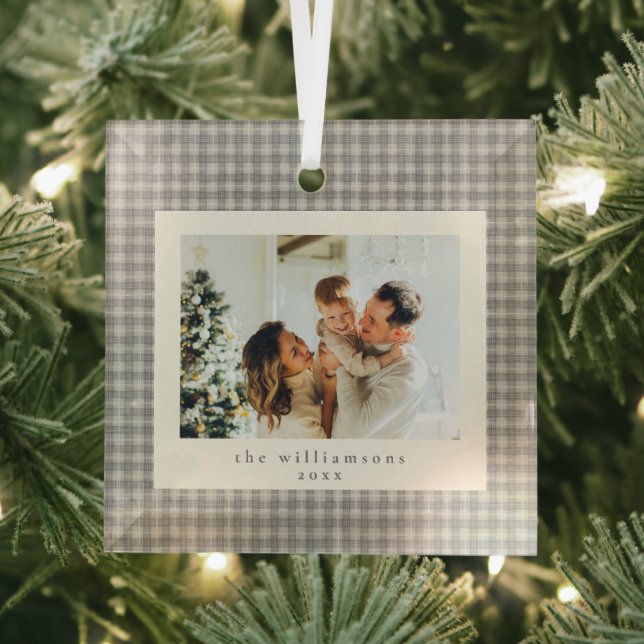 Ornement En Verre Neutral Gingham Family Photo Keepsake Christmas (Insitu)