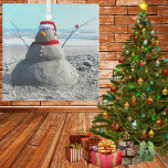 Ornement En Verre Père Noël de plage personnalisée "Snowman"<br><div class="desc">Faire de ce bonhomme de neige Père Noël n'a pas été aussi facile que nous le pensions,  mais nous avons passé un bon moment à y travailler ! Personnalisez facilement le texte.</div>