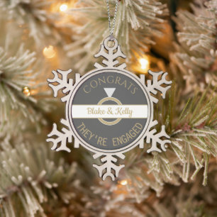 Ornement encadré flocon de neige de fiançailles so