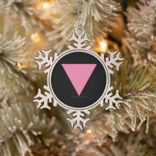 Ornement Flocon De Neige Drapeau triangle rose de SlipperyJoe drapeau rose