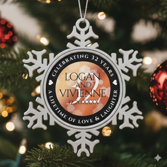Ornement Flocon De Neige Élégant 32ème anniversaire de Mariage de bronze (32nd Bronze Wedding Anniversary Snowflake Pewter Ornament Cover Photo)