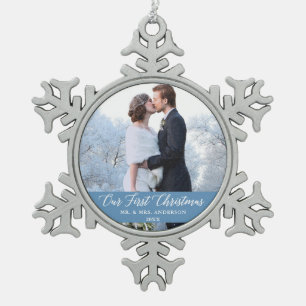 Ornement Flocon De Neige Élégante calligraphie Notre premier bleu clair de