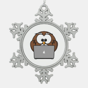 Ornement Flocon De Neige Hibou avec l'ordinateur portable