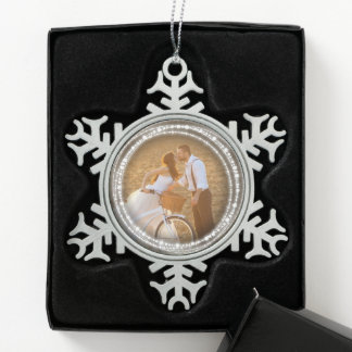 Ornement Flocon De Neige Joyeux et brillants cercles étincelants Photo de N