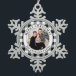 Ornement Flocon De Neige Joyeux Noël à la mode en noir et blanc<br><div class="desc">Rustique Joyeux Noël Photo Fête de neige Ornement - Arrière - plan à la mode Buffle Noir & Blanc Plaid.</div>