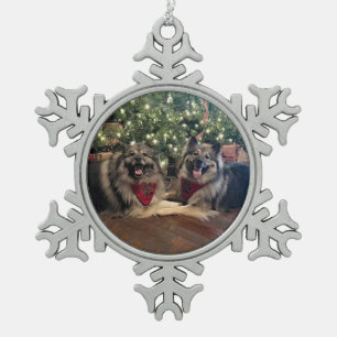 Ornement Flocon De Neige Keeshond avec l'arbre de Noël