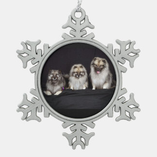 Ornement Flocon De Neige Keeshonden pour garde l'ornement d'étain de flocon