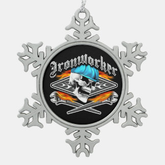 Ornement Flocon De Neige Le crâne de serrurier et sarclent des clés