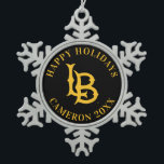 Ornement Flocon De Neige Logo de Long Beach State<br><div class="desc">Découvrez ces modèles de la California State University Long Beach ! Montrez votre California State Pride avec ces nouveaux produits University. Ils font les cadeaux parfaits pour l'étudiant, les anciens élèves, la famille, l'ami ou le fan de Long Beach dans votre vie. Tous ces produits Zazzle sont personnalisables avec votre...</div>