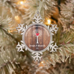 Ornement Flocon De Neige Notre premier Noël ensemble amour arbre bois rusti<br><div class="desc">Notre premier Noël ensemble ornement. Arrière - plan rustique en bois foncé avec illustration d'arbre d'amour blanc. Beau ornement pour décorer votre arbre de Noël. Vous pouvez le personnaliser et ajouter votre propre texte,  nom et année.</div>
