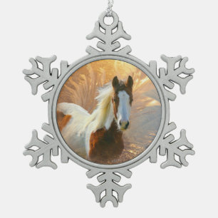 Ornement Flocon De Neige Peignez l'ornement de flocon de neige d'étain d'o