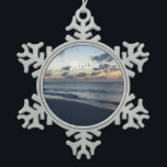 Ornement Flocon De Neige Perfection d'Aruba<br><div class="desc">Crépuscule sur la plage dans Aruba avec des nuages dans le ciel sur l'horizon.</div>