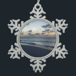 Ornement Flocon De Neige Perfection d'Aruba<br><div class="desc">Crépuscule sur la plage dans Aruba avec des nuages dans le ciel sur l'horizon.</div>