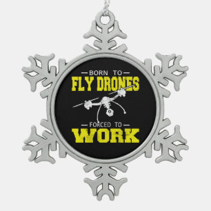Ornement Flocon De Neige Pilote de drone né à l'aide d'un Quadcopter mult