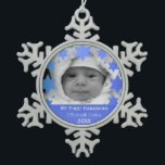 Ornement Flocon De Neige Premier Hanoukka personnalisé<br><div class="desc">Hanoukka heureux ! L'étoile de David et le Menorah conçoivent l'ornement de Hanoukka avec l'année,  le nom de bébé,  et la photo personnalisés. La manière parfaite de commémorer un nouveau paquet des premières vacances de la joie ! Fait un grand cadeau !</div>