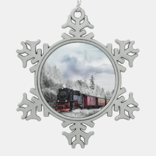 Ornement Flocon De Neige Train vintage traversant le paysage hivernal