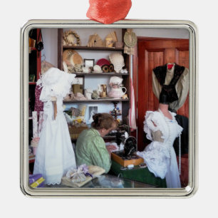 ORNEMENT MÉTALLIQUE ANGLETERRE VICTORIENNE