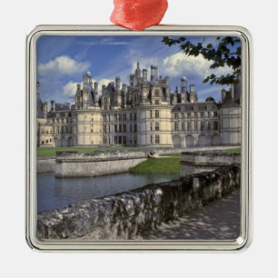 Ornement Métallique Europe, France, Chambord. Château imposant