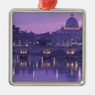 Ornement Métallique Europe, Italie, Rome. Saint-Pierre et Ponte Sant