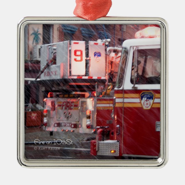 Ornement Métallique Incendie le 10ème ST (Devant)