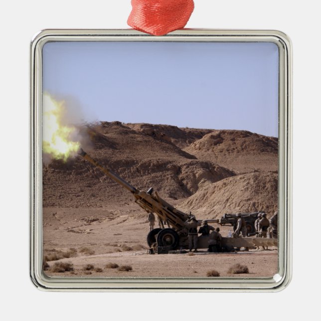 Ornement Métallique La flamme et la fumée sortent du museau (Devant)