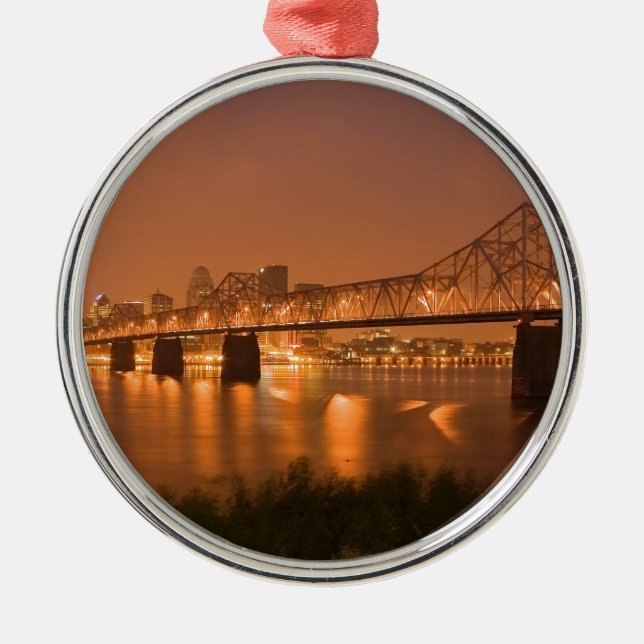 Ornement Métallique La nuit de Louisville Kentucky allume le pont la (Devant)