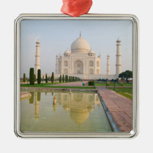 Ornement Métallique Le Taj Mahal paisible et calme au lever du soleil,
