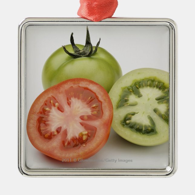 Ornement Métallique Plan rapproché de trois tomates (Devant)
