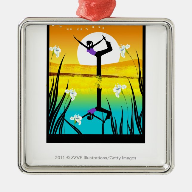 Ornement Métallique Profil latéral d'un yoga de pratique de femme (Devant)