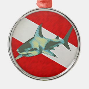 Ornement Métallique requin-drapeau
