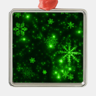 Ornement Métallique Snowflakes with Green Background