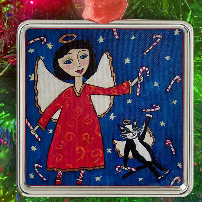 Ornement Métallique Sucre de canne Ange Chat Noël Folk Art (Angel red dress floating in sky with angel cat and candy canes on Christmas hanging ornament.)