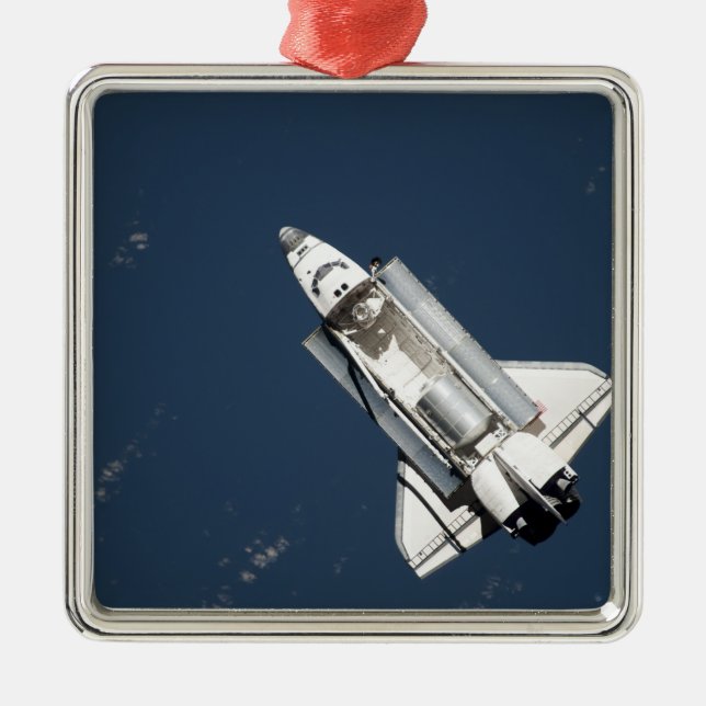 Ornement Métallique Vue aérienne de Space Shuttle Discovery 2 (Devant)