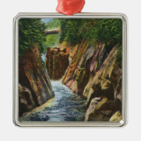 Vue des automnes et du pont de rivière d'Ausable
