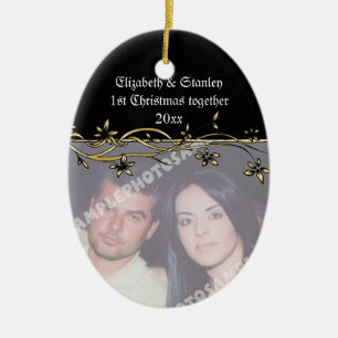 Ornement Ovale En Céramique 1ère photo de Noël du mariage Couple